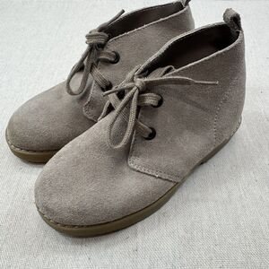 Jamie + Jack Toddler Suede Desert Chukka Boots Taupe Lace Up Size 7 Toddler